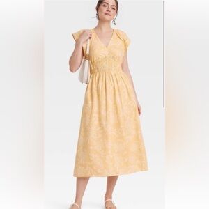Universal Thread Light Yellow Smocked Maxi Dress